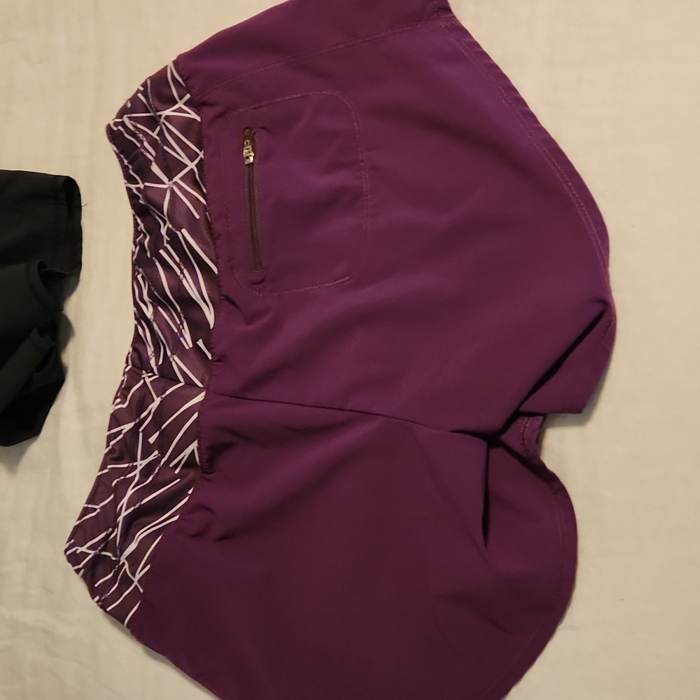 Oiselle Roga Shorts - Picture 4 of 4